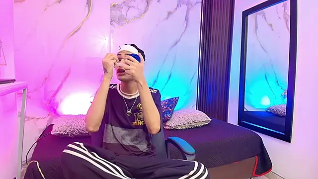 JacobBlackwell  online show from March 5, 2026, 3:13 am