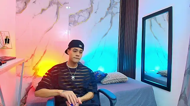 JacobBlackwell  online show from March 8, 2026, 3:32 am