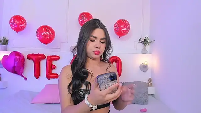 TianaGlow44 online show from February 14, 2026, 12:24 pm