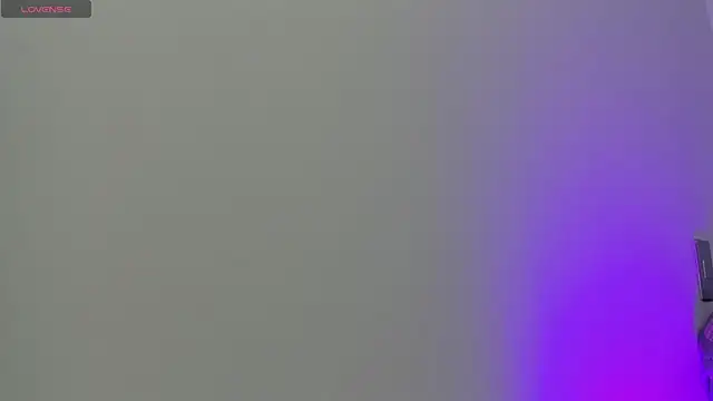 Snapshot of TianaGlow44 chatting on May 12, 2026, 11:07 am TianaGlow44 online show from May 12, 2026, 11:07 am