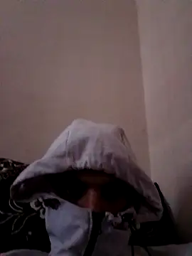 latarak321 online show from February 2, 2026, 12:48 pm