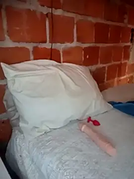 AliceXmoore online show from November 19, 2025, 12:38 pm