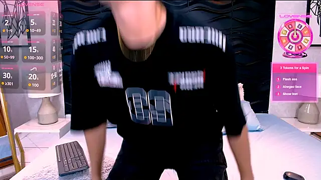 Alex Millerss online show from October 10, 2025, 8:30 pm