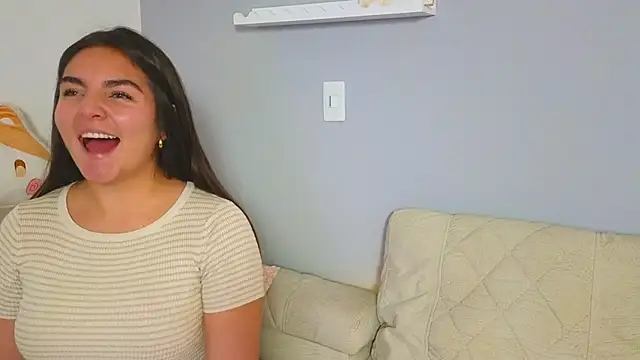 Snapshot of Ambeer_star chatting on December 5, 2025, 3:37 am Ambeer star online show from December 5, 2025, 3:37 am