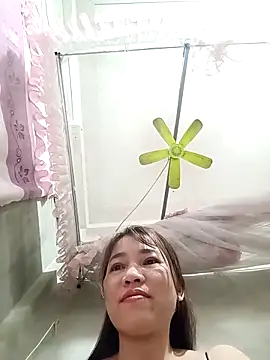 ladzy sexy online show from March 11, 2026, 4:02 pm