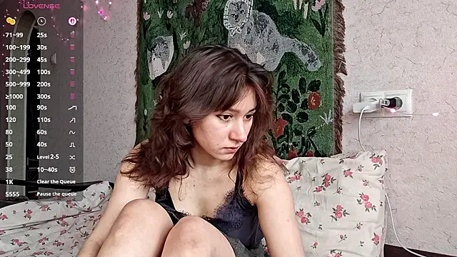 MiaLovelyOne online show from March 22, 2026, 7:45 am