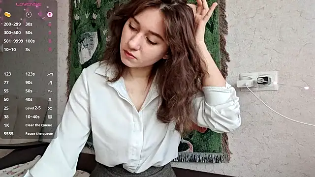 MiaLovelyOne online show from March 29, 2026, 8:14 am