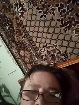 MilaCold5443 online show from November 12, 2025, 6:14 am