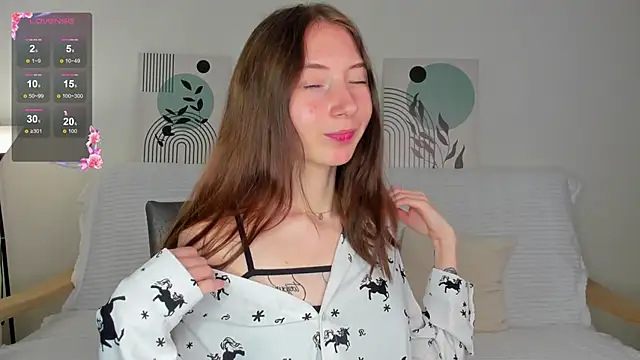 try love  online show from November 6, 2025, 8:04 am