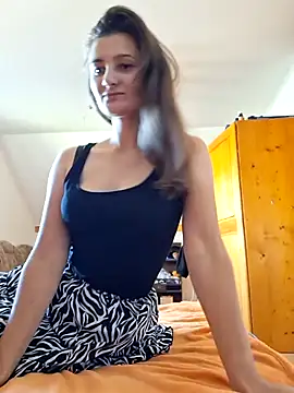 Nika aa online show from October 19, 2025, 12:06 pm