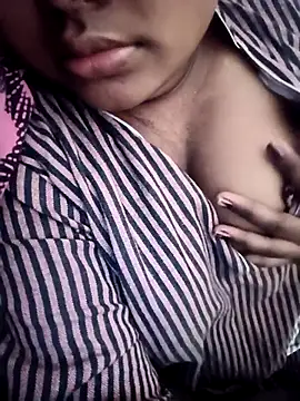 World Top Girl online show from November 15, 2025, 5:49 am