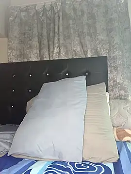 Snapshot of Linae1234 chatting on December 1, 2025, 2:38 am Linae1234 online show from December 1, 2025, 2:38 am