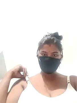 Hot radhaji online show from October 15, 2025, 3:45 pm