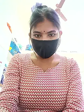 Hot radhaji online show from January 13, 2026, 1:38 pm