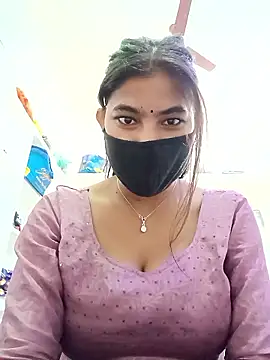 Hot radhaji online show from January 15, 2026, 8:52 am