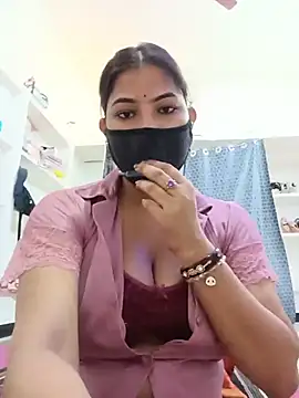 Snapshot of Hot_radhaji chatting on May 11, 2026, 4:29 am Hot radhaji online show from May 11, 2026, 4:29 am