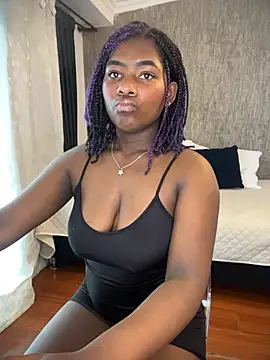 Snapshot of KarinaFlowers_ chatting on July 8, 2026, 12:31 pm KarinaFlowers online show from July 8, 2026, 12:31 pm