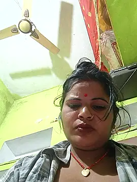 ALEXXA 143 online show from October 28, 2025, 8:55 pm