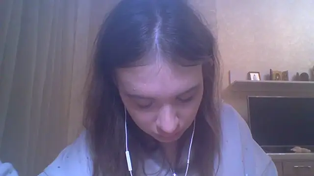 CeyaLier online show from October 14, 2025, 4:08 pm