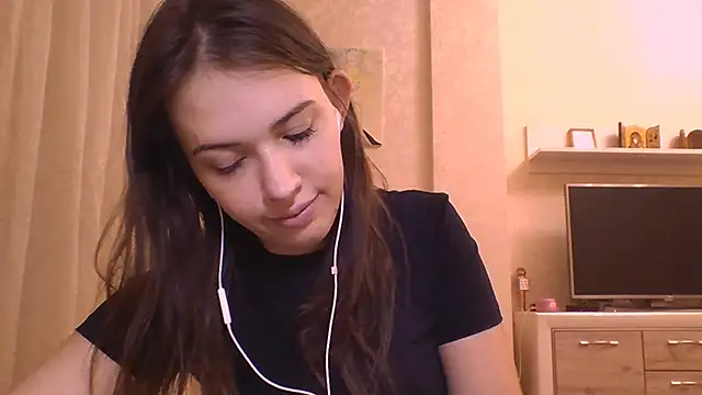 CeyaLier online show from November 25, 2025, 5:24 pm