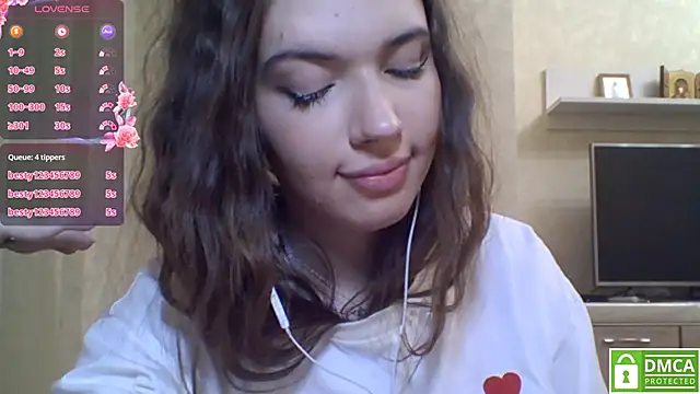 CeyaLier online show from April 21, 2026, 1:42 am