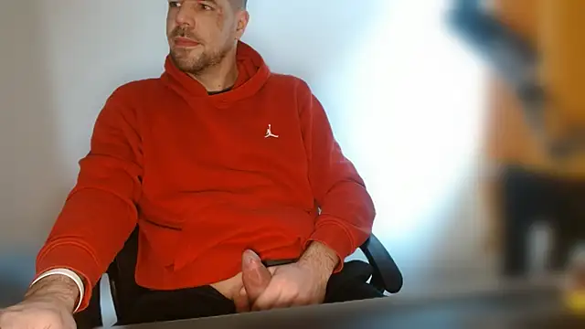 chibrax918 online show from March 9, 2026, 9:35 am