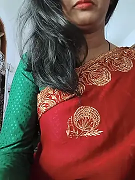 Snapshot of Janu-hasena chatting on June 1, 2026, 6:09 pm Janu-hasena online show from June 1, 2026, 6:09 pm