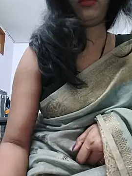 Snapshot of Janu-hasena chatting on June 7, 2026, 6:00 pm Janu-hasena online show from June 7, 2026, 6:00 pm