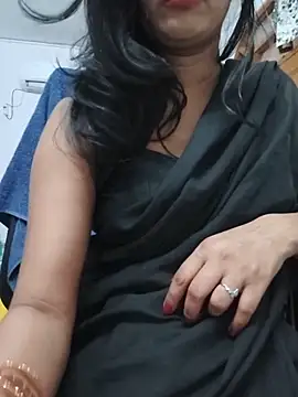 Snapshot of Janu-hasena chatting on June 11, 2026, 10:41 pm Janu-hasena online show from June 11, 2026, 10:41 pm
