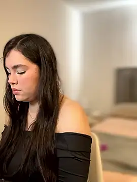 Isabella LaRue online show from January 9, 2026, 8:54 pm