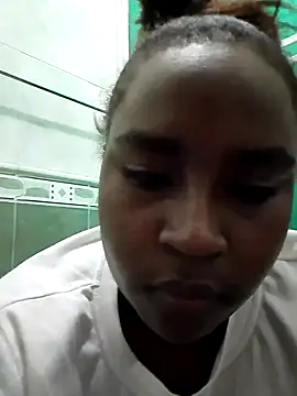 NaomiGrace  online show from November 21, 2025, 5:06 am