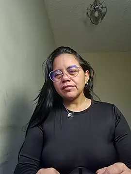 Miss  kendra  online show from November 20, 2025, 11:54 am