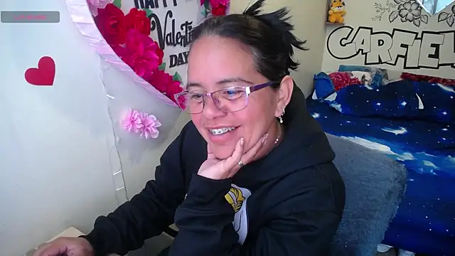 Snapshot of Miss__kendra_ chatting on May 5, 2026, 2:36 pm Miss kendra online show from May 5, 2026, 2:36 pm