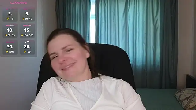 Mirabelle Velvet online show from December 16, 2025, 5:23 am