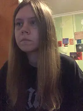 LunaVirelle online show from November 10, 2025, 5:01 pm