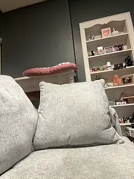 lexuslover687 online show from April 14, 2026, 3:40 pm