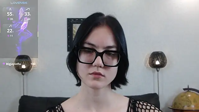 Marie Fitch online show from November 25, 2025, 2:00 am