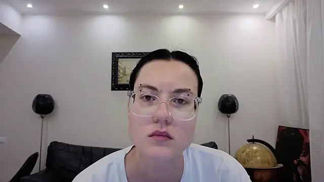 Snapshot of Marie_Fitch chatting on June 26, 2026, 1:21 am Marie Fitch online show from June 26, 2026, 1:21 am