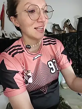 Lucy colee online show from March 14, 2026, 5:40 pm