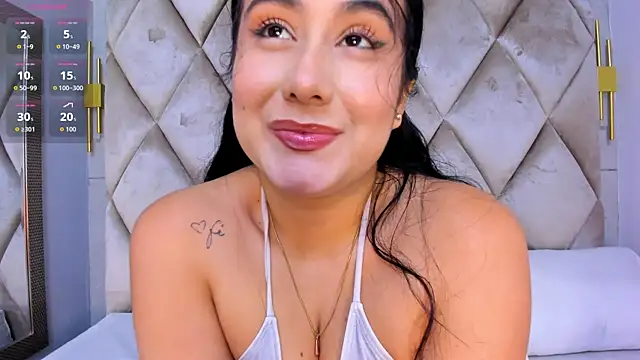 GabyParker  online show from March 27, 2026, 12:16 pm