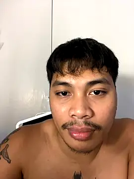 LuisitoJuancho55 online show from December 5, 2025, 1:14 am