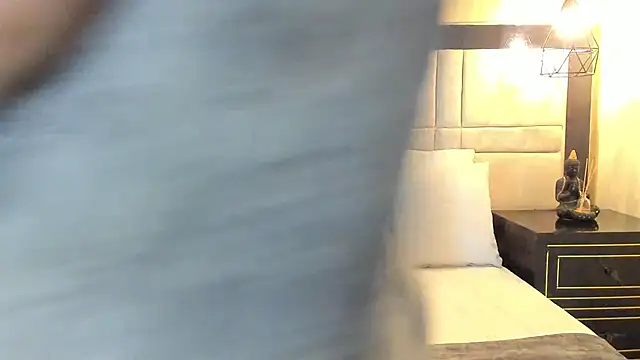 RousseWalker online show from November 12, 2025, 12:05 pm