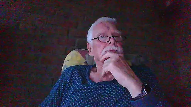 Snapshot of super-snoopy chatting on May 26, 2026, 7:43 pm super-snoopy online show from May 26, 2026, 7:43 pm