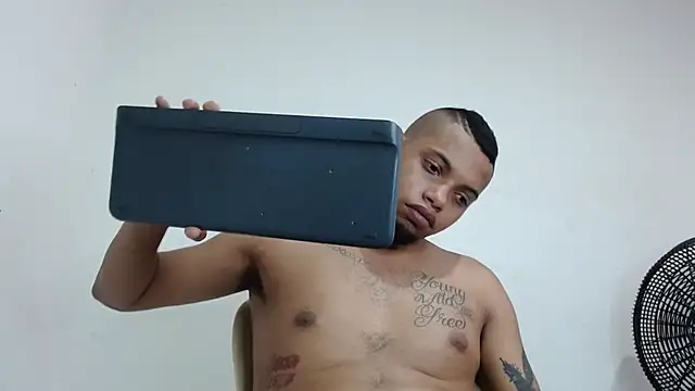 drako monster online show from April 6, 2026, 8:43 pm