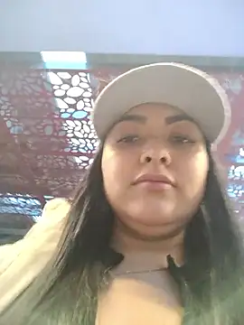 Victoria Jonhss online show from October 14, 2025, 10:32 pm