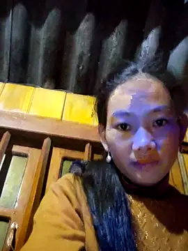 gio-thu online show from November 12, 2025, 2:28 pm