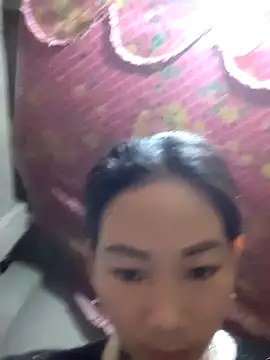 gio-thu online show from February 9, 2026, 4:44 pm