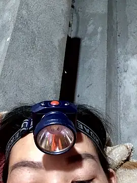 gio-thu online show from February 19, 2026, 9:11 pm