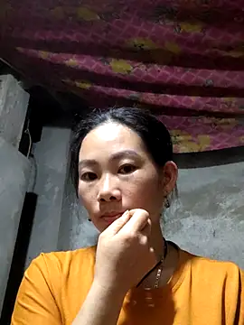 gio-thu online show from March 28, 2026, 1:11 pm