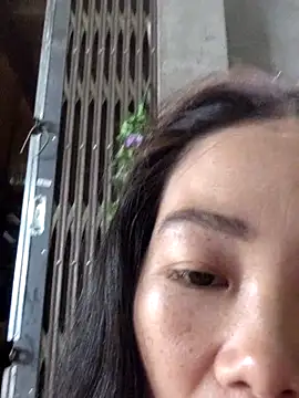 gio-thu online show from April 14, 2026, 5:13 am